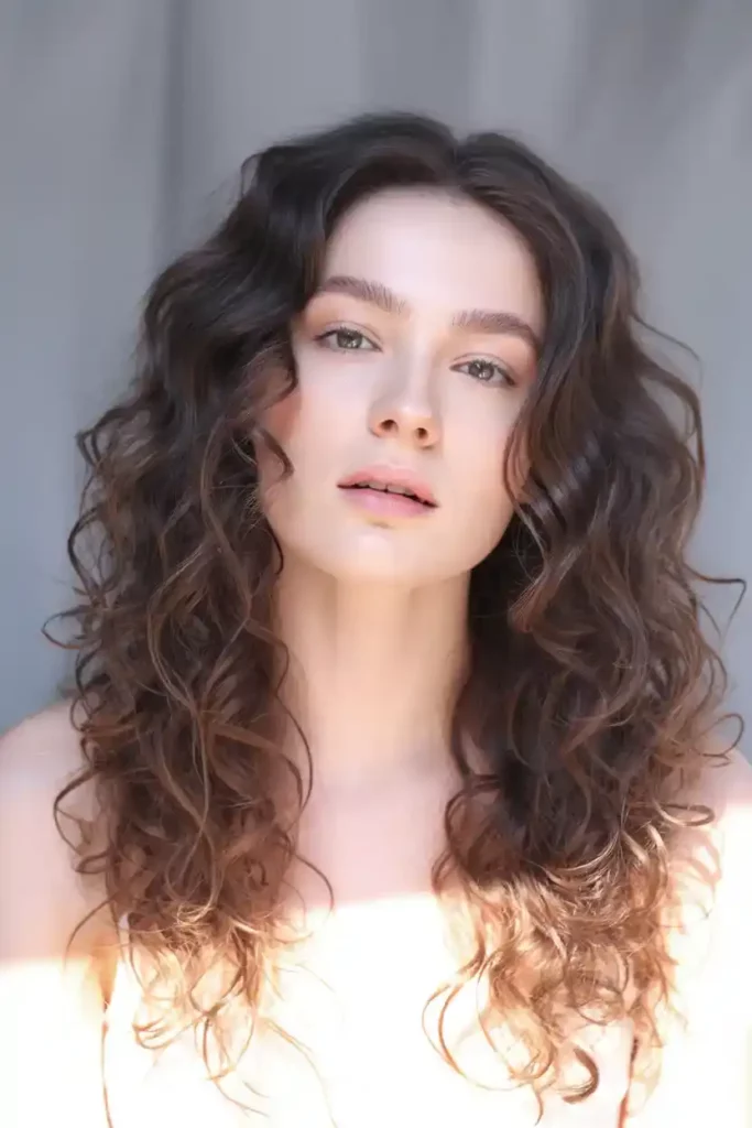 Voluminous Curls