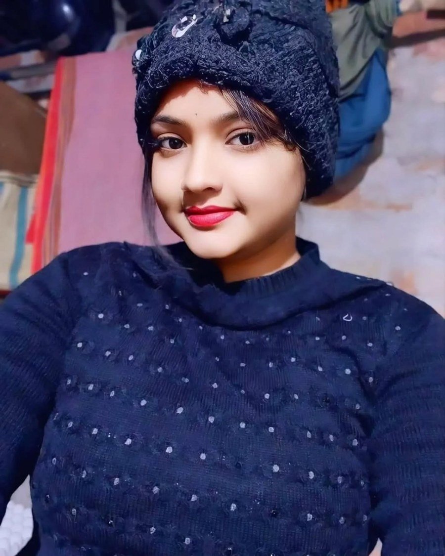 The Loose Low Bun - beanie hairstyles
