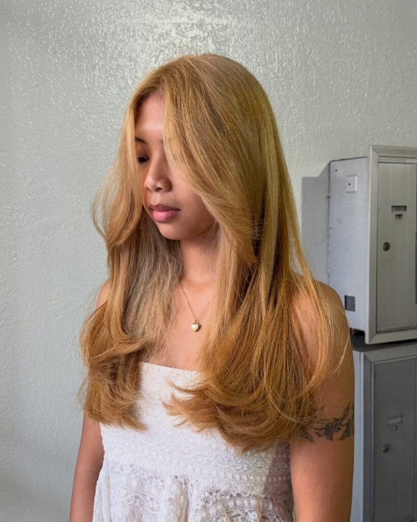 Honey blonde fall hair color 2026