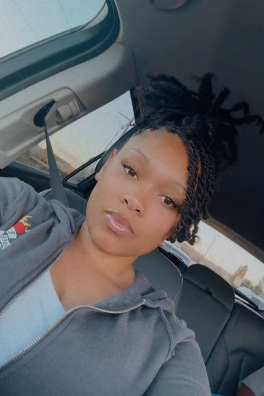 Pineapple Updo - natural hair styles