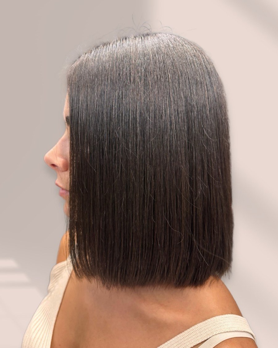Sleek Straight Bob for thick hair - low maintenance short bob haircut