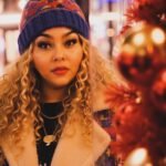 31 Effortless Beanie Hairstyles for Women - beanie hairstyles