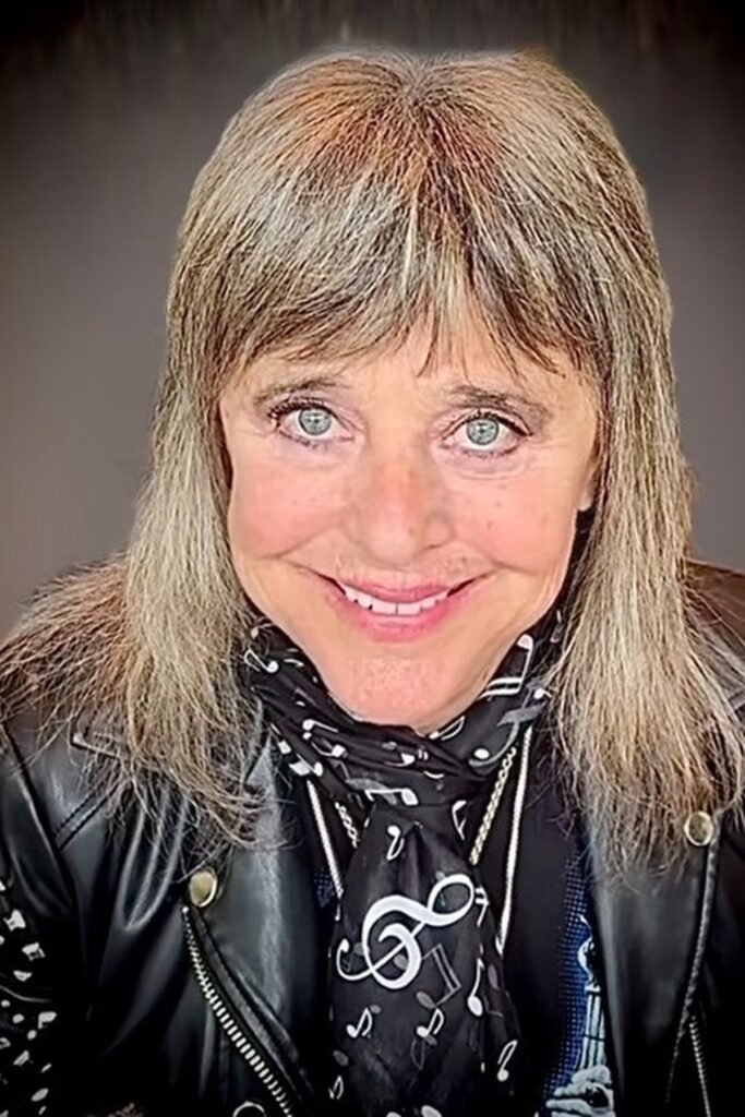 Medium length hairstyles for women over 70