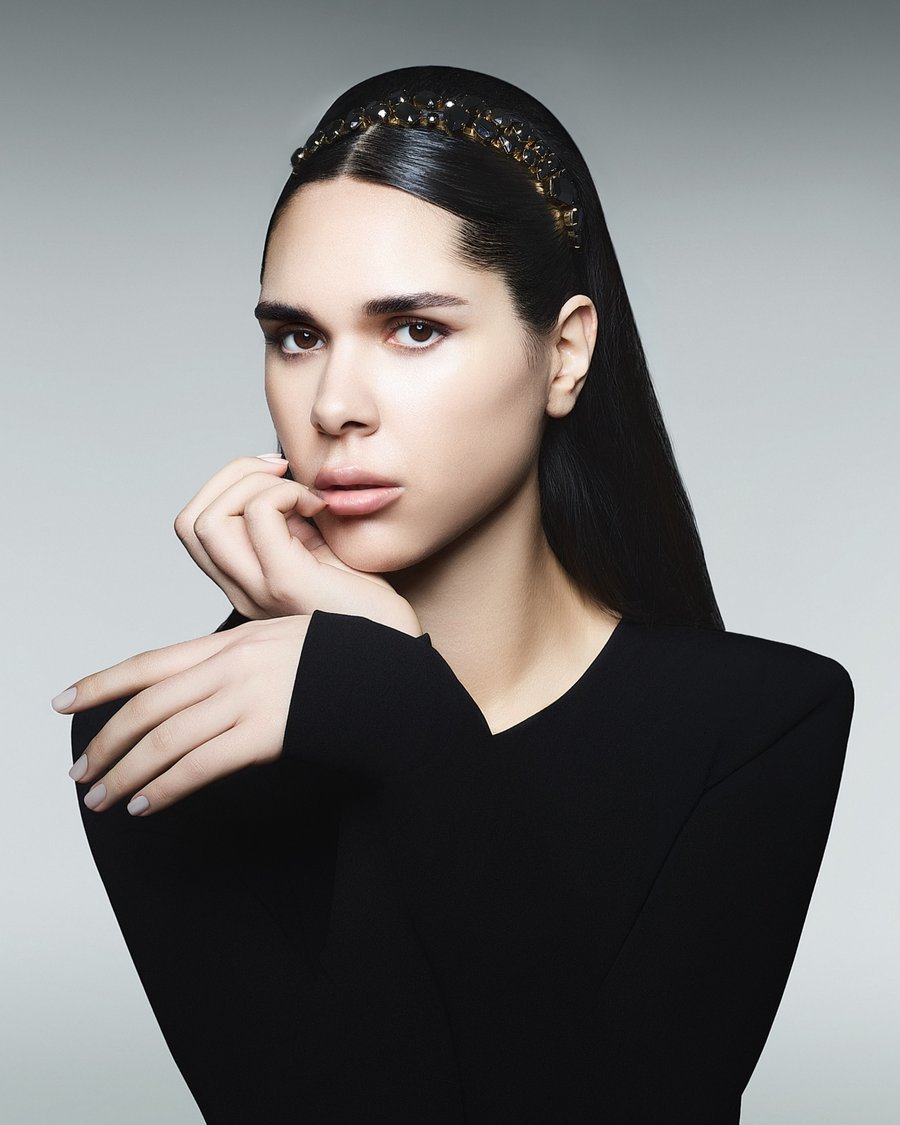 Sleek Straight Hair with a Sparkly Headband - holiday hairstyle idea for women