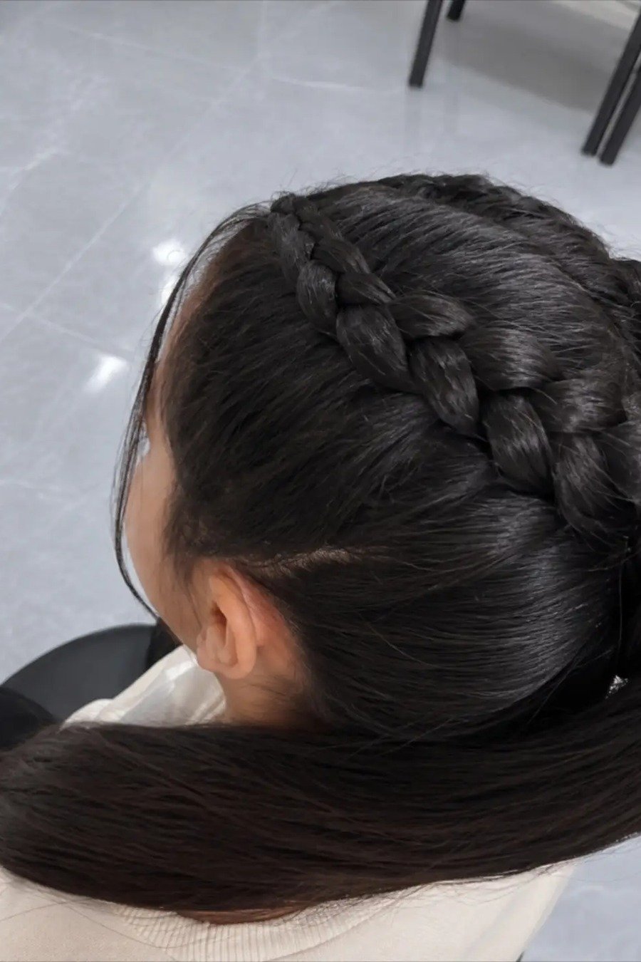 Ponytail hairstyles for women 2026 - trendy pony look idea 17
